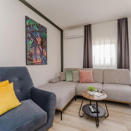 פריבלאקה Apartmani Dmarie מראה חיצוני תמונה