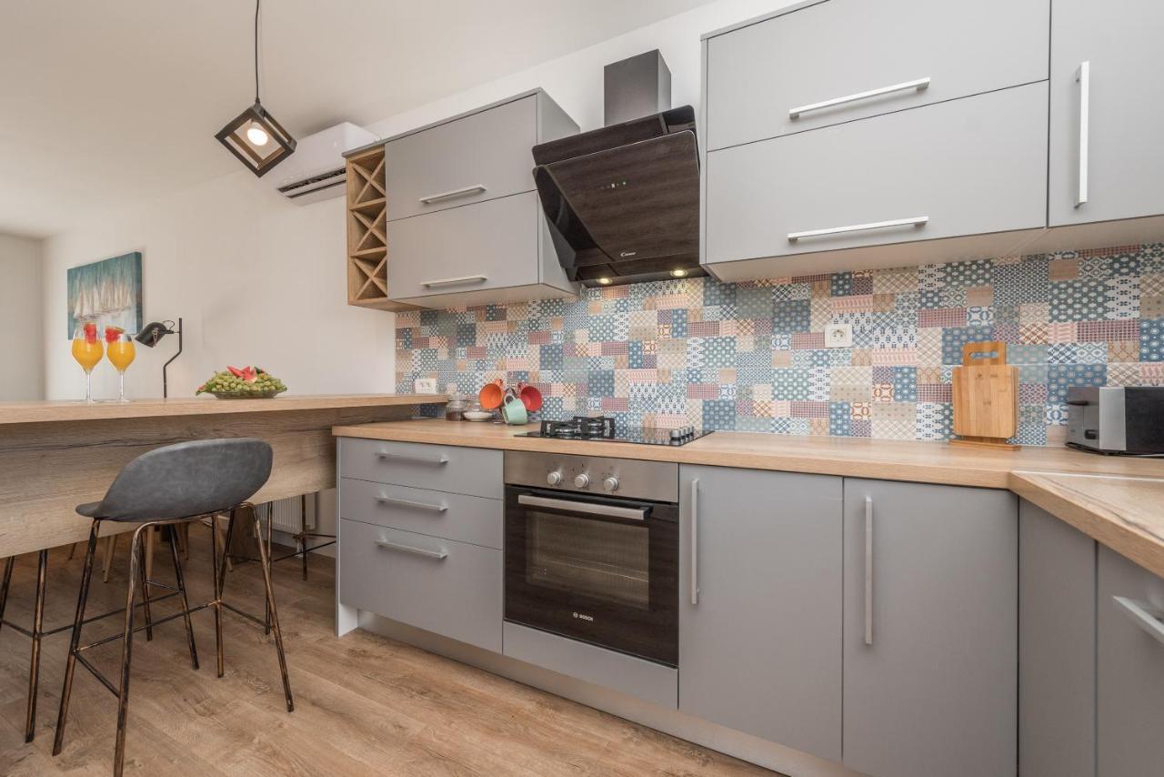 פריבלאקה Apartmani Dmarie מראה חיצוני תמונה