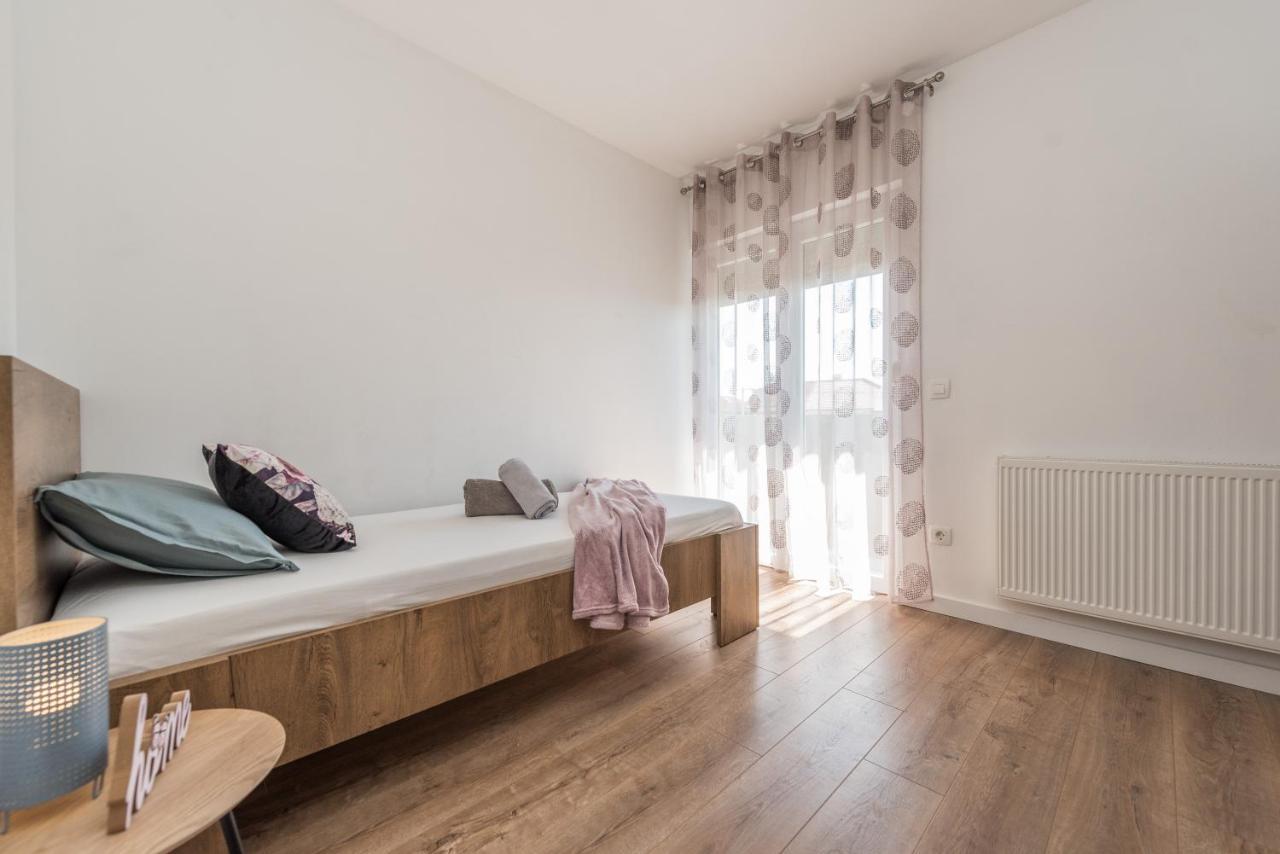 פריבלאקה Apartmani Dmarie מראה חיצוני תמונה