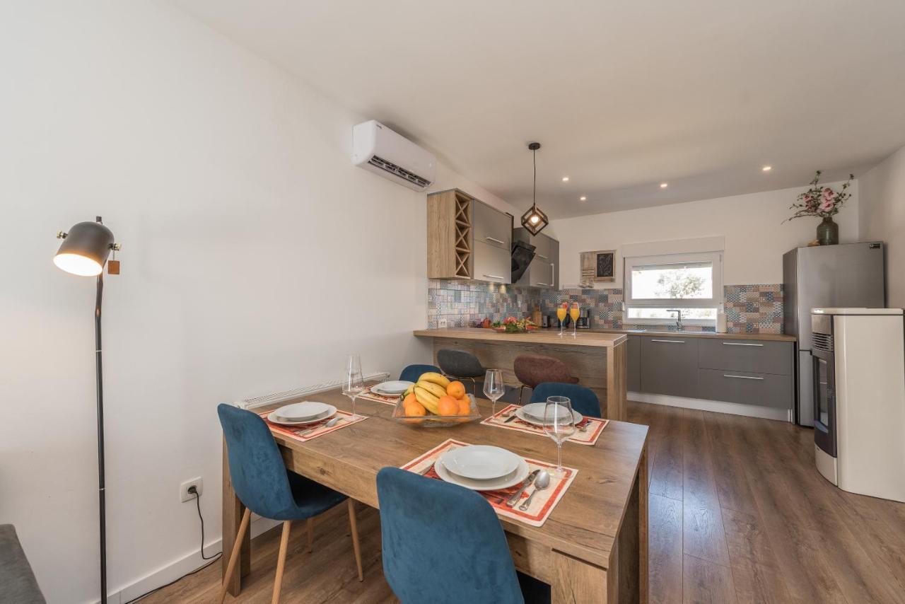 פריבלאקה Apartmani Dmarie מראה חיצוני תמונה
