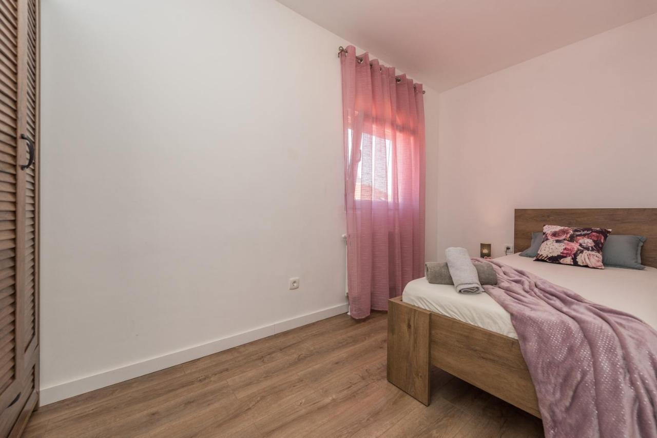 פריבלאקה Apartmani Dmarie מראה חיצוני תמונה