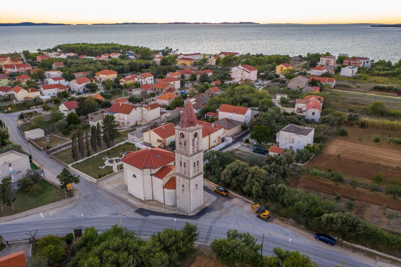 פריבלאקה Apartmani Dmarie מראה חיצוני תמונה